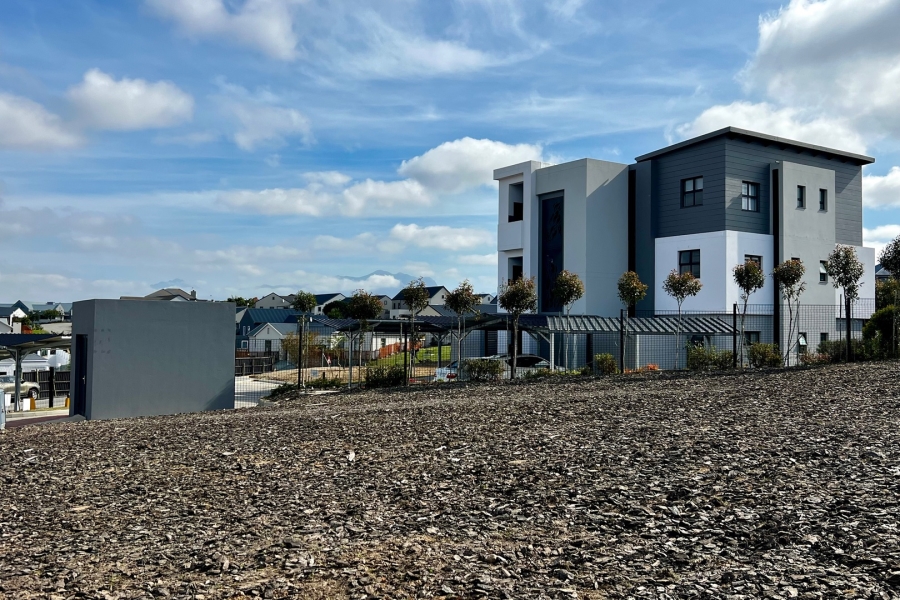 1 Bedroom Property for Sale in Eden Residential Estate Western Cape